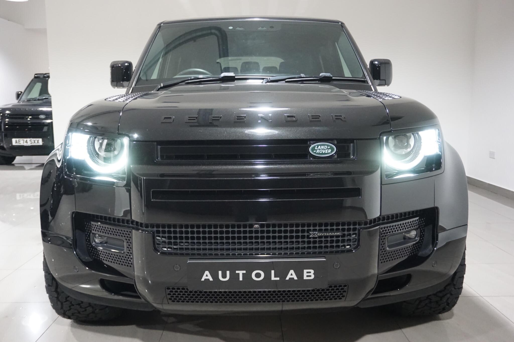Land Rover Defender 110 3.0 D250 MHEV X-Dynamic HSE SUV 5dr Diesel Auto 4WD Euro 6 (s/s) (250 ps)